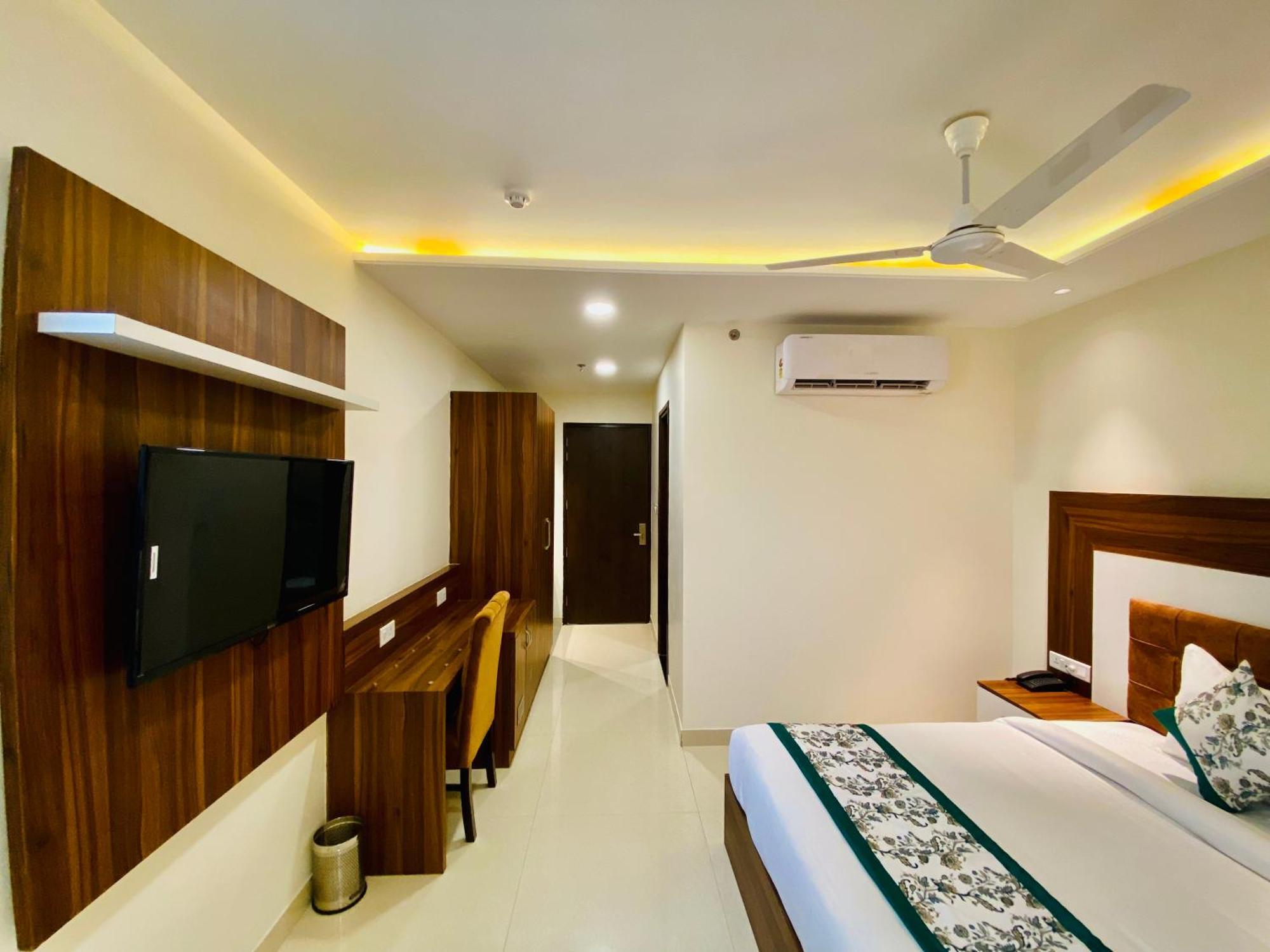 Hotel White House Walking Distance From Golden Temple- With Parking Αμριτσάρ Εξωτερικό φωτογραφία
