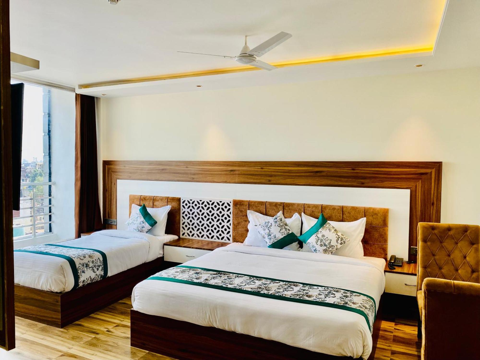 Hotel White House Walking Distance From Golden Temple- With Parking Αμριτσάρ Εξωτερικό φωτογραφία