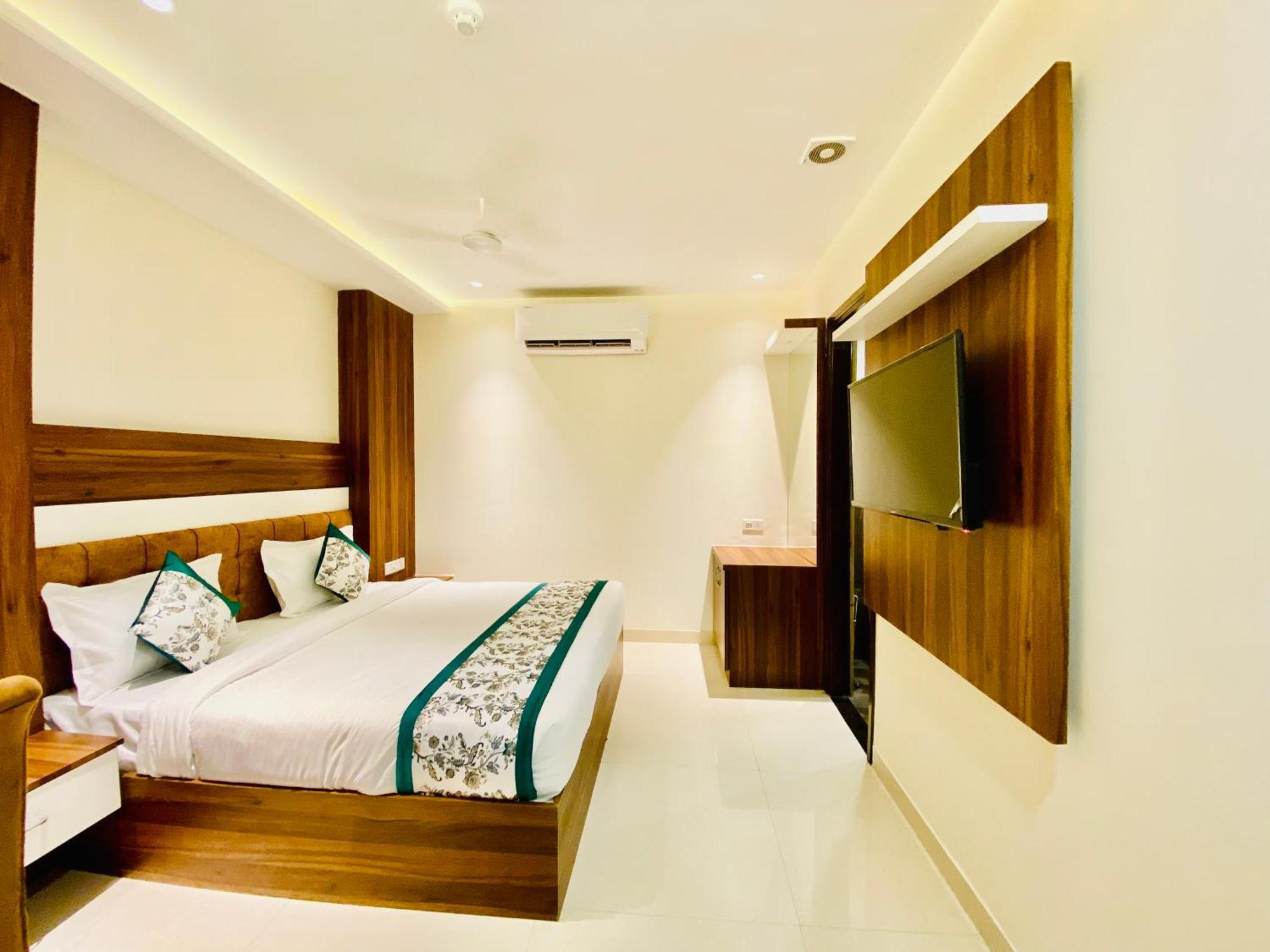 Hotel White House Walking Distance From Golden Temple- With Parking Αμριτσάρ Εξωτερικό φωτογραφία